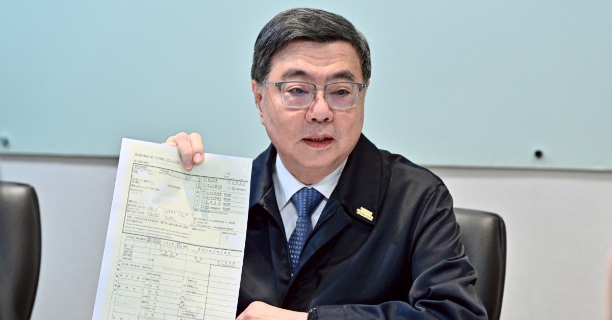 行政院長卓榮泰強調，包機費新台幣208萬元由他戶頭匯出。（圖／行政院提供）